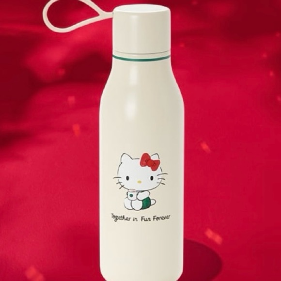 2025 Starbucks Hello Kitty Water Bottle
